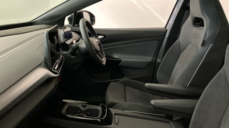 Volkswagen ID.4 210kW Black Edition Pro 77kWh 5dr Auto Electric Estate